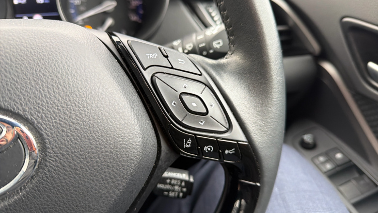 Toyota C-HR 1.8 Hybrid Icon 5dr CVT Hybrid Hatchback